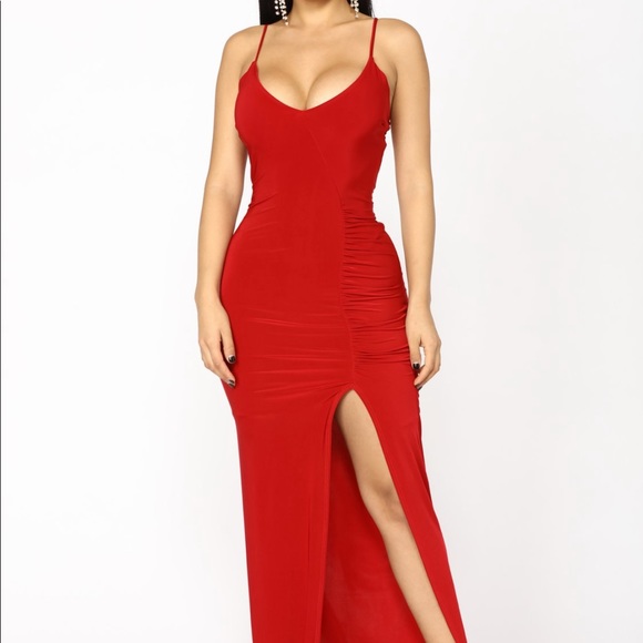 Red maxi formal dress - Picture 3 of 4